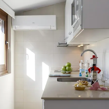 Surthy Arenal Studio City Center شقة جيريز